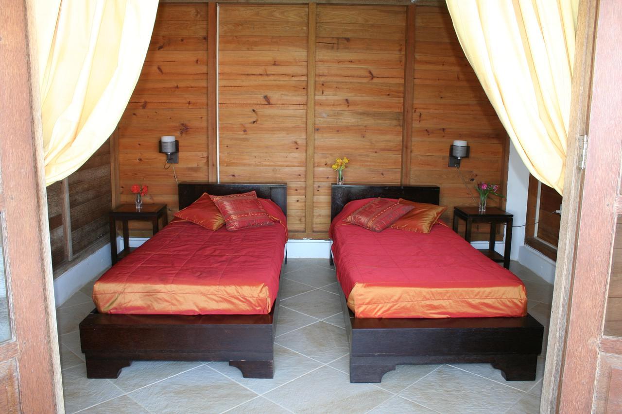 Statia Lodge Οράνιεστατ Εξωτερικό φωτογραφία